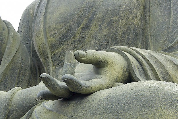 Detail einer Buddha-Statue. CC0 Public Domain.